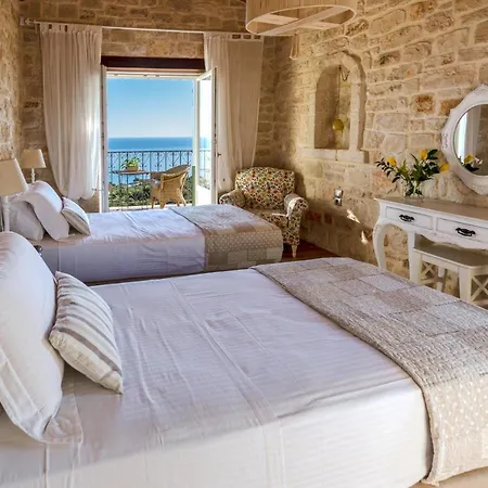 Villa Yiameli With Private Pool Skinária