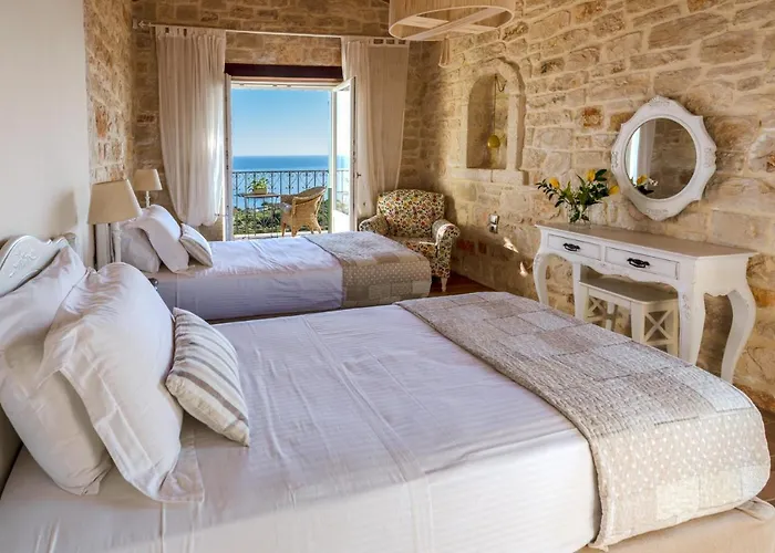 Villa Yiameli With Private Pool Skinaria